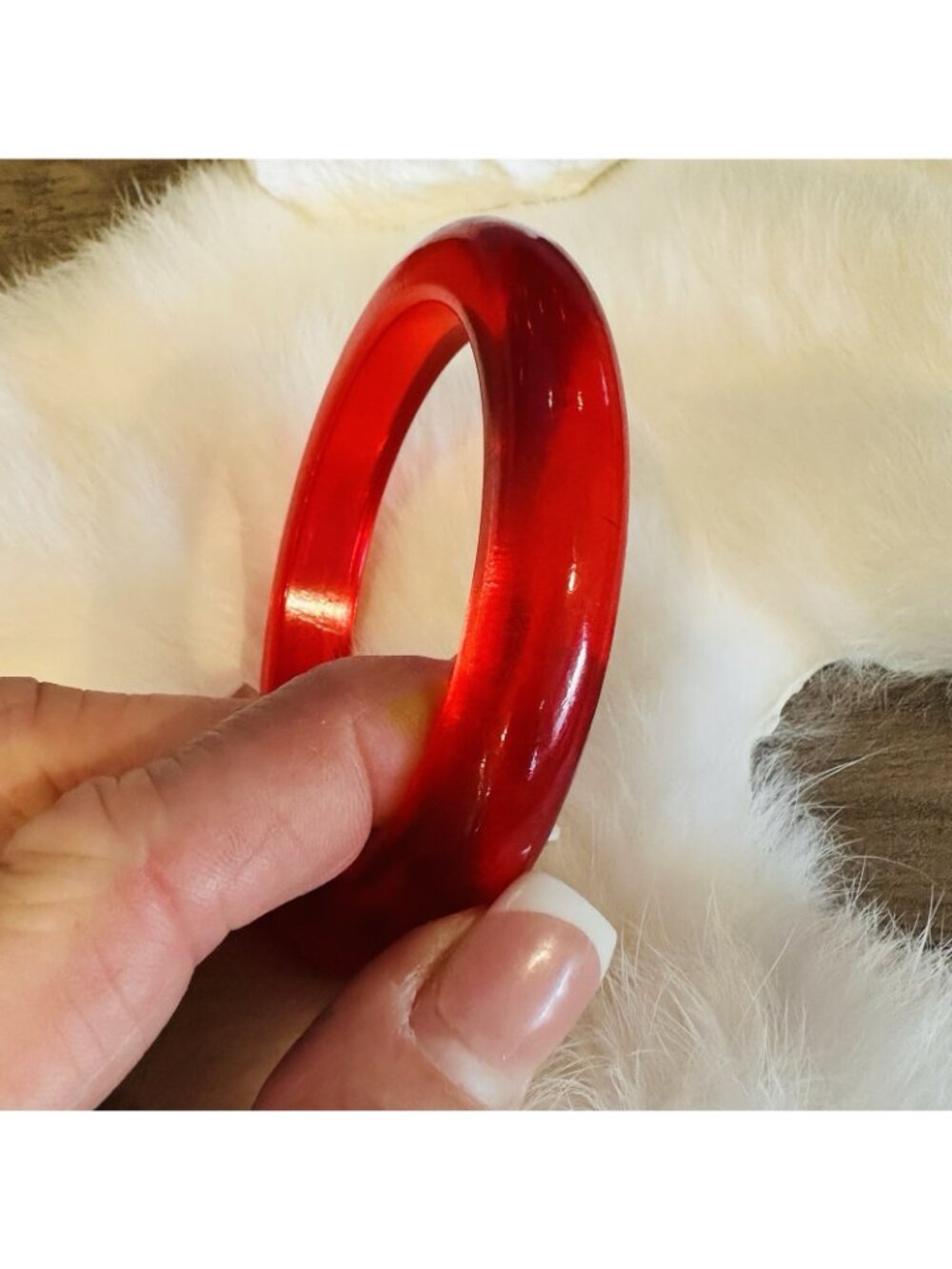 RARE Vintage Lucite Bangle Bracelet Chunky Red Pop Art Mod Stacking - Picture 4 of 5